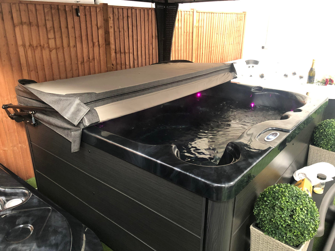 Hot Tub Cover Lifter